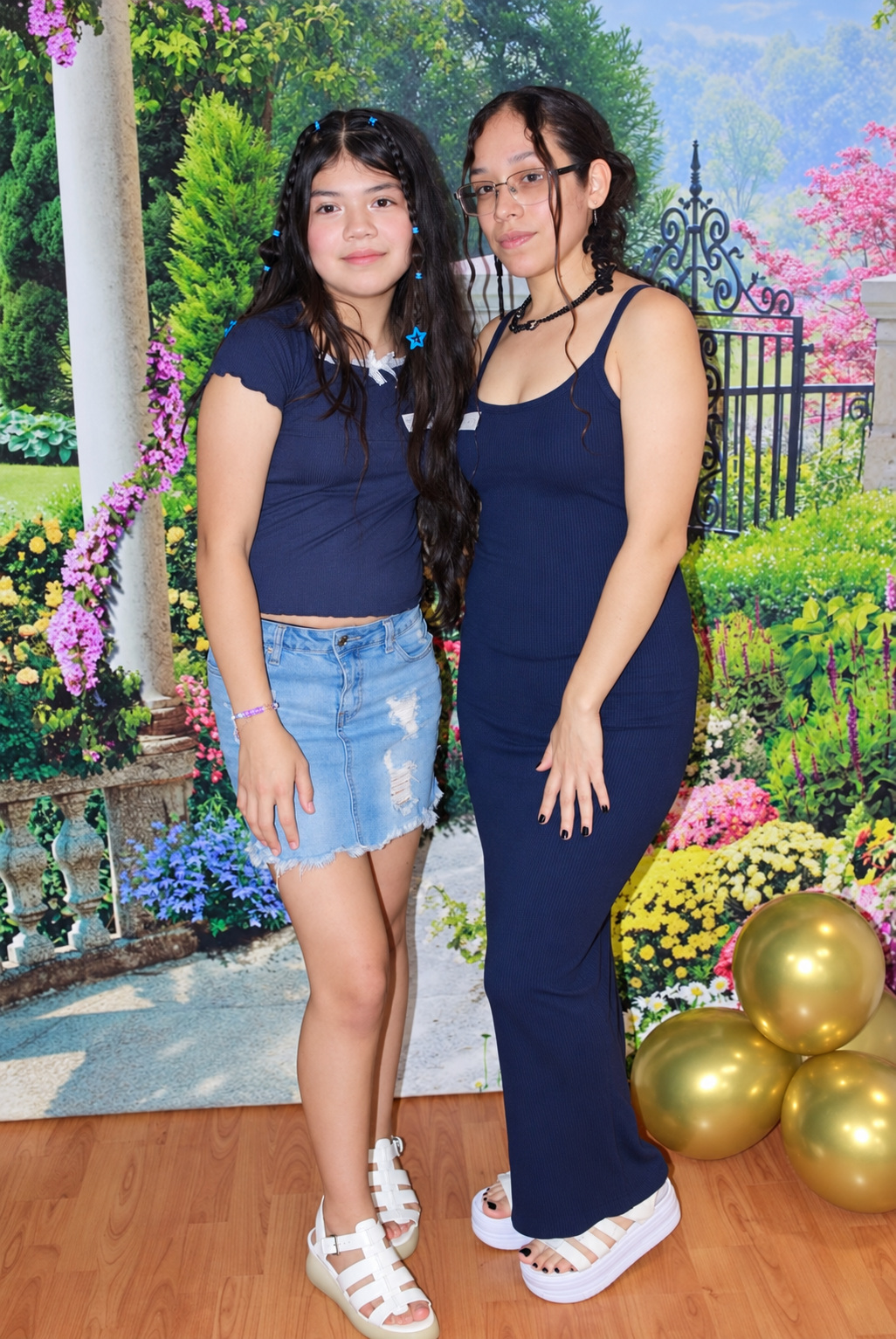 Two young women together at the reception